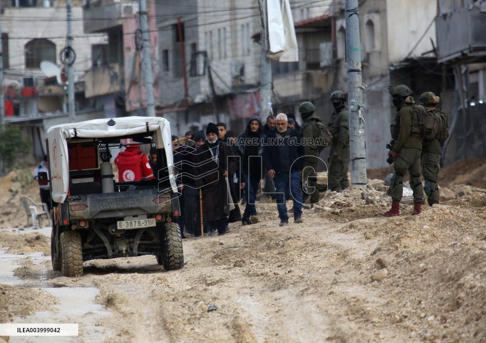 Israeli Forces Intensify Military Operations In Nur Shams Camp - West Bank