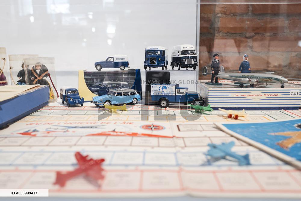 Air France a History of Elegance Exhibition - Toulouse