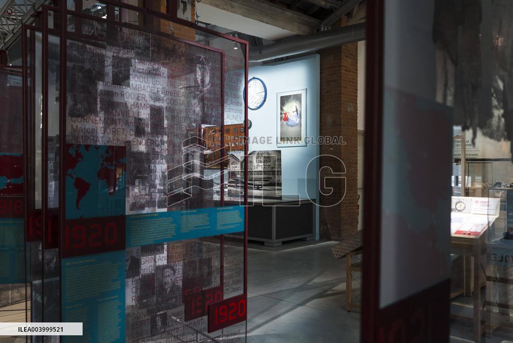 Air France a History of Elegance Exhibition - Toulouse