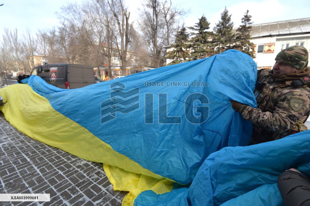50-metre Ukrainian flag evacuated from front-line Pokrovsk