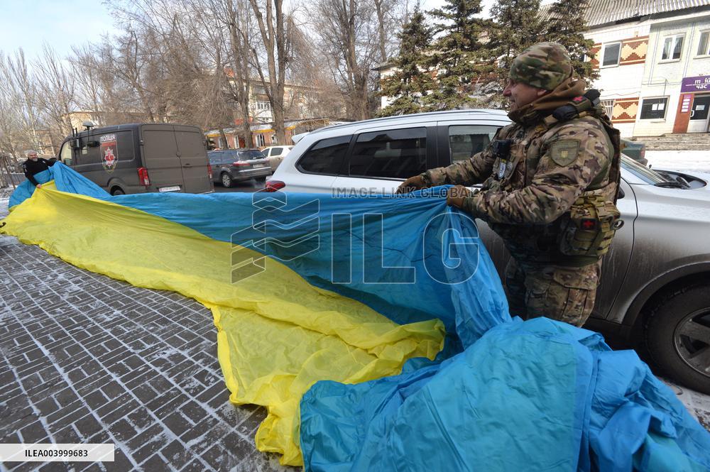 50-metre Ukrainian flag evacuated from front-line Pokrovsk