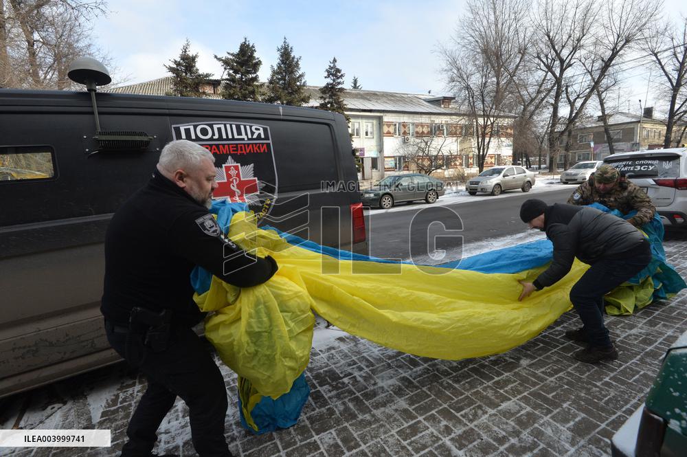 50-metre Ukrainian flag evacuated from front-line Pokrovsk