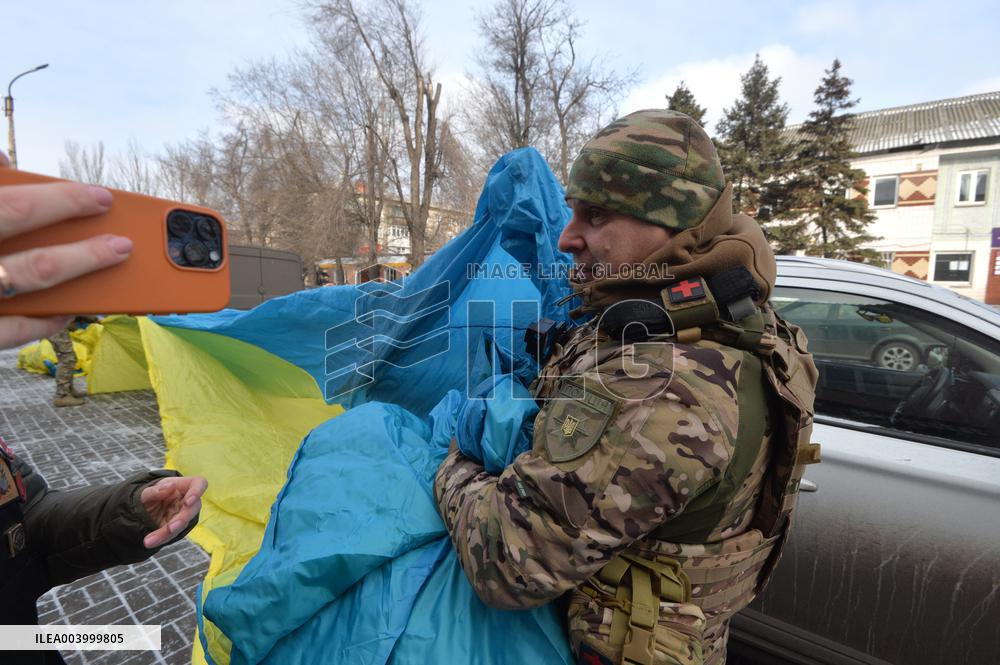 50-metre Ukrainian flag evacuated from front-line Pokrovsk