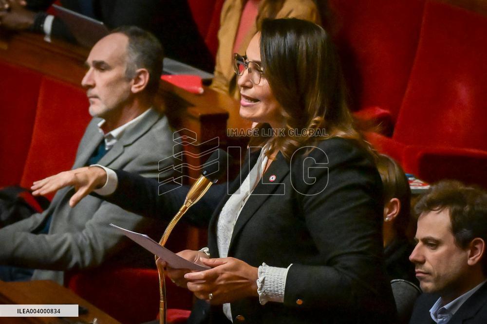 Questions to the government at the National Assembly in Paris FA