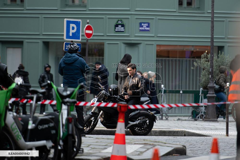Carlos Sainz Jr. And Simone Ashley At L'Oreal Filming - Paris