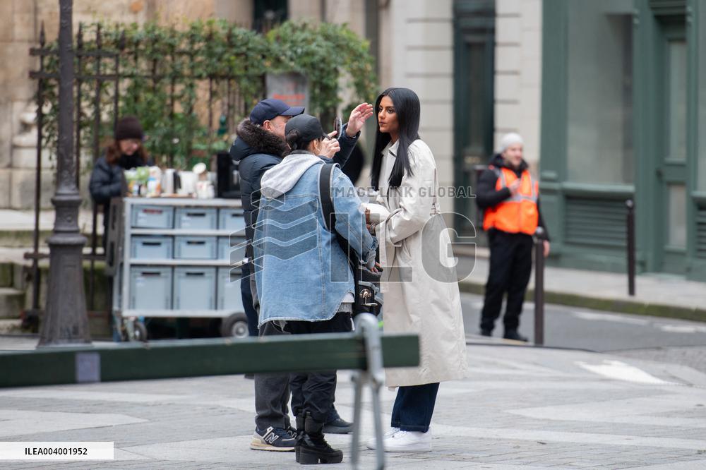Carlos Sainz Jr. And Simone Ashley At L'Oreal Filming - Paris