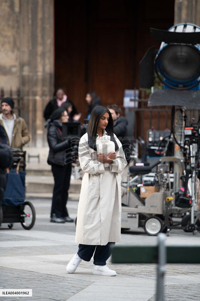 Carlos Sainz Jr. And Simone Ashley At L'Oreal Filming - Paris