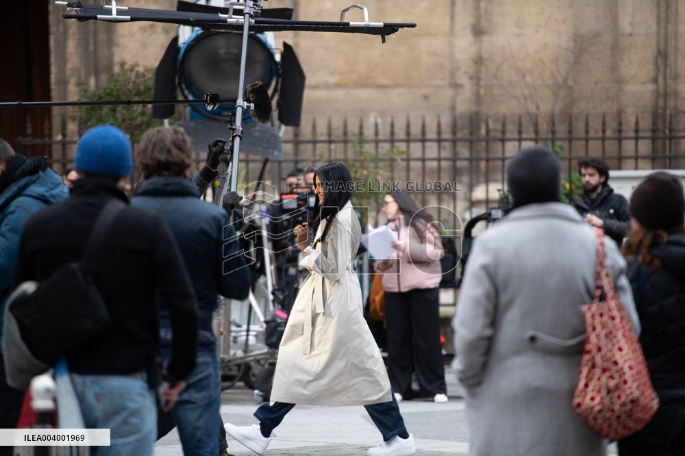 Carlos Sainz Jr. And Simone Ashley At L'Oreal Filming - Paris