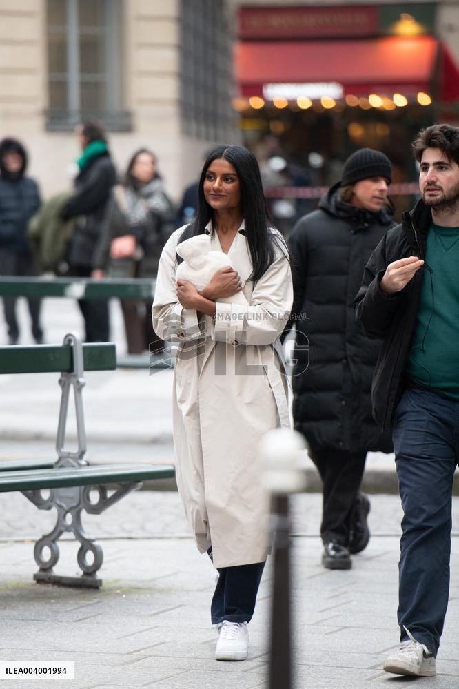 Carlos Sainz Jr. And Simone Ashley At L'Oreal Filming - Paris