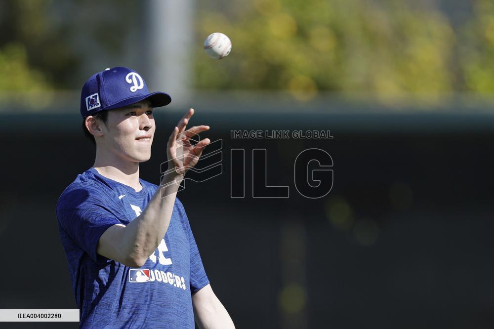 Baseball: Roki Sasaki