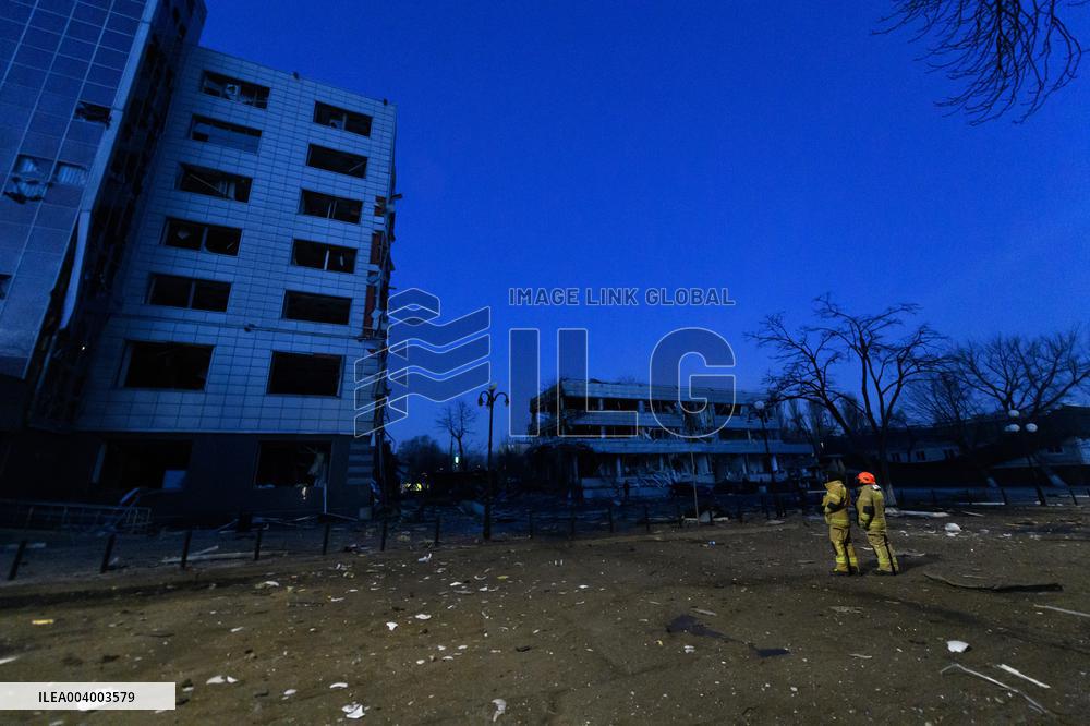 Kyiv under Russian ballistic missile attack