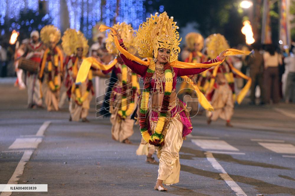 Nawam Maha Perahera - Sri Lanka