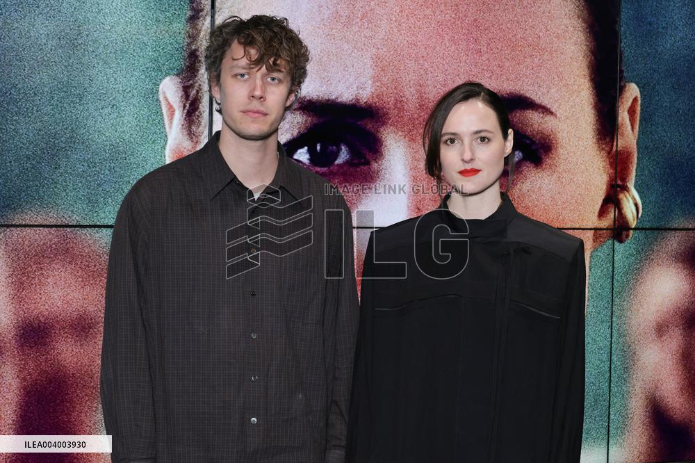 La Convocation Premiere - Paris