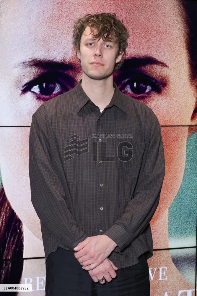 La Convocation Premiere - Paris