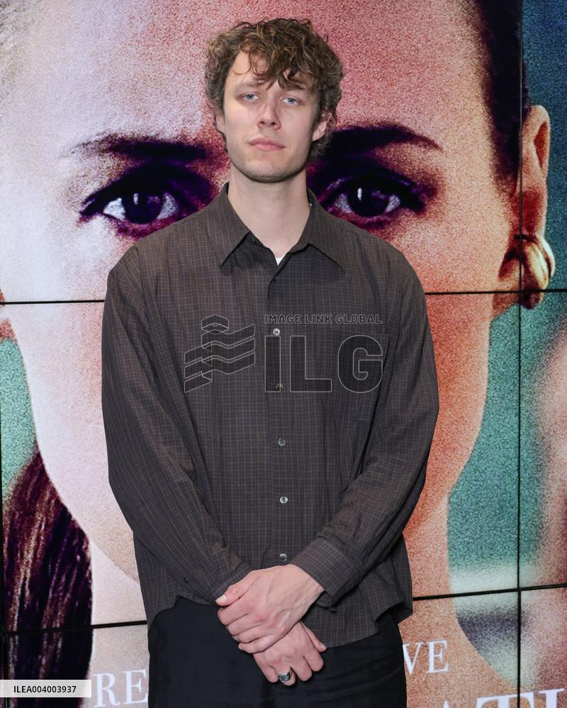 La Convocation Premiere - Paris