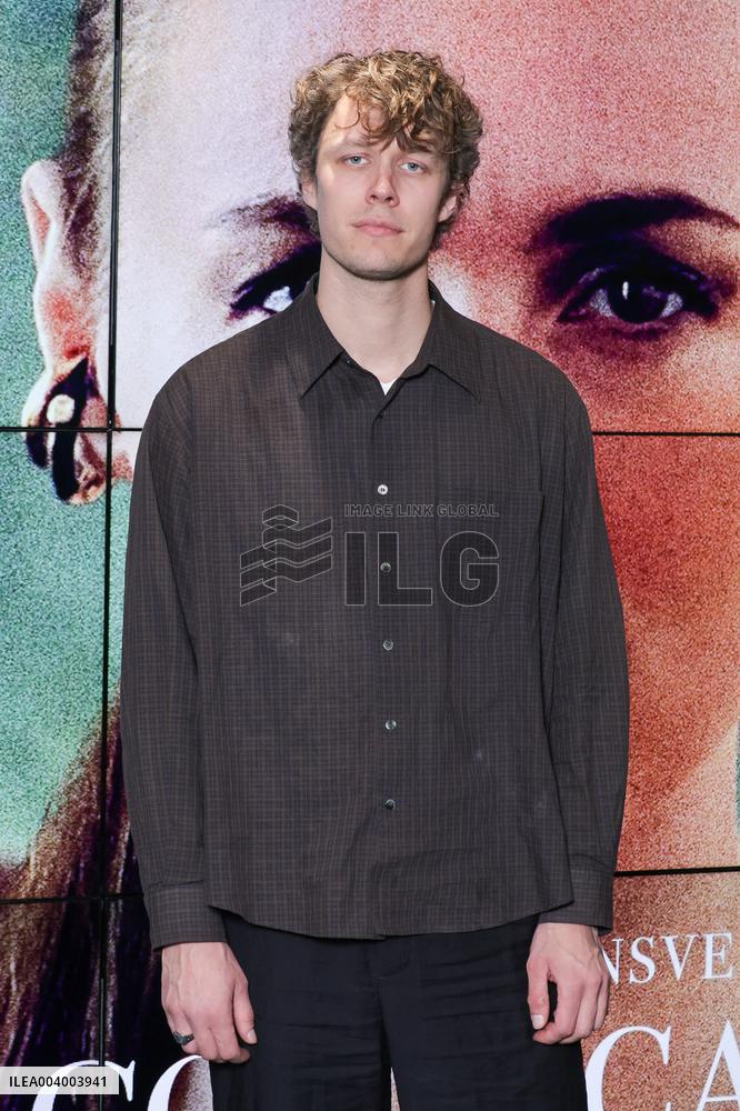 La Convocation Premiere - Paris