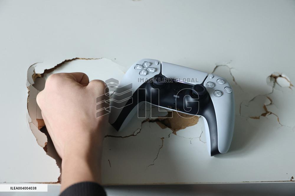 Teenagers Video Games Addiction - France