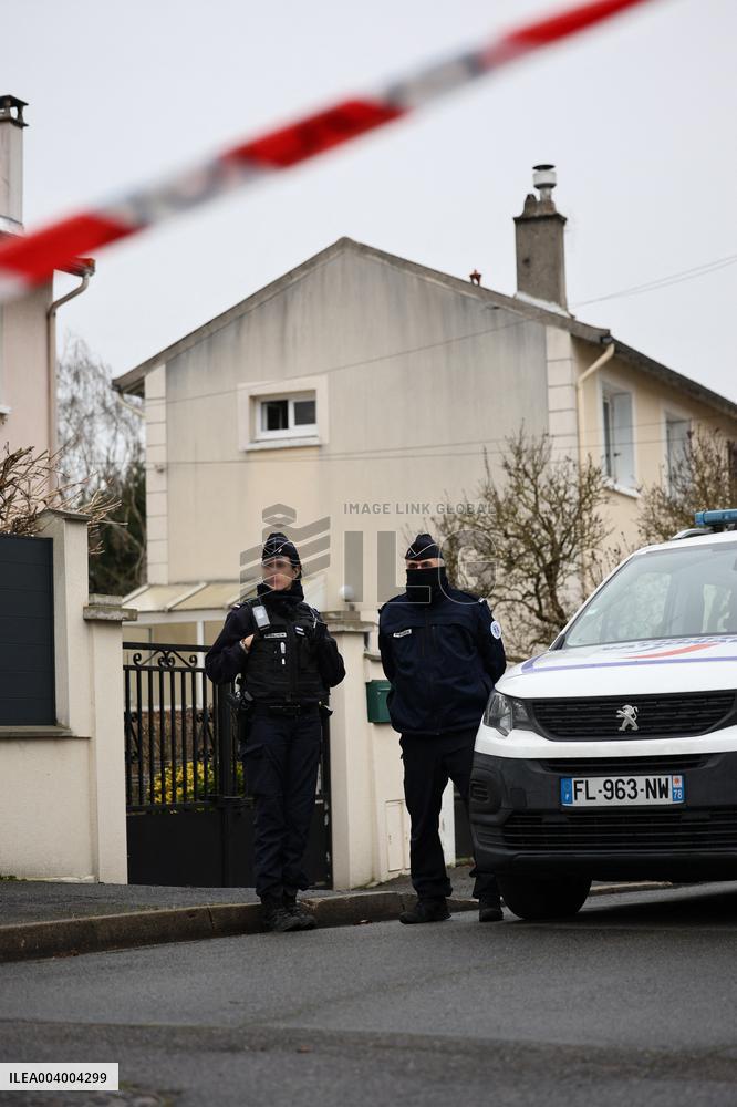 Murder of Louise, Schoolgirl Found Dead In A Wood - Essonne