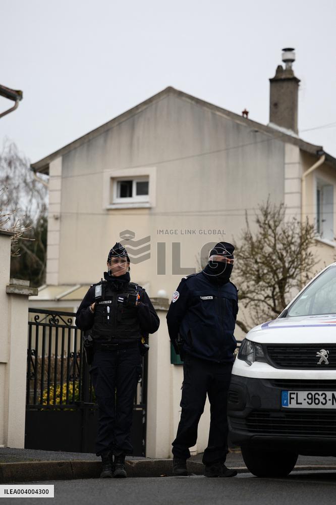 Murder of Louise, Schoolgirl Found Dead In A Wood - Essonne