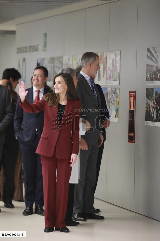 Royals At Visit To Paraplegic National Hospital - Toledo