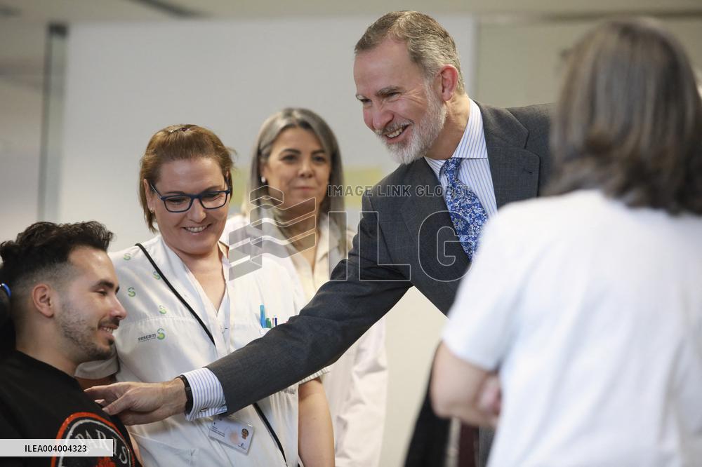 Royals At Visit To Paraplegic National Hospital - Toledo