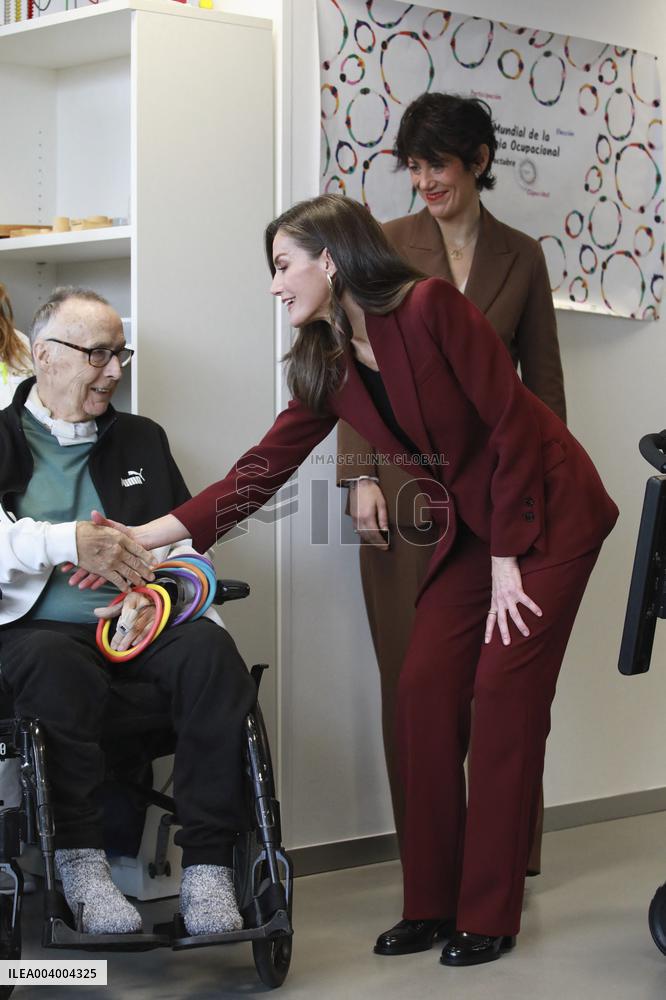 Royals At Visit To Paraplegic National Hospital - Toledo