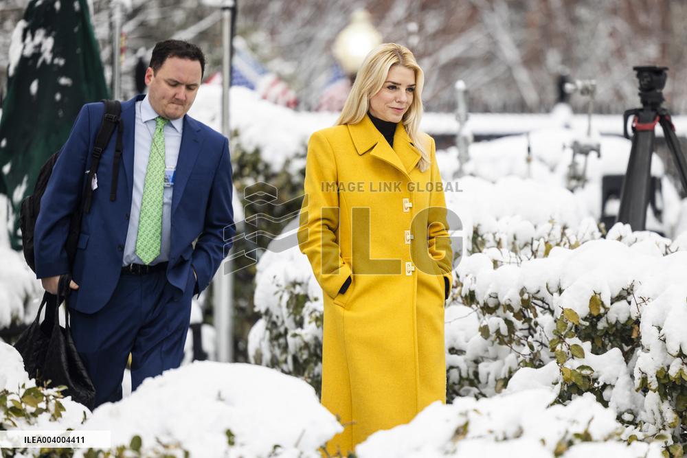 Attorney General Bondi attends meetings at White House