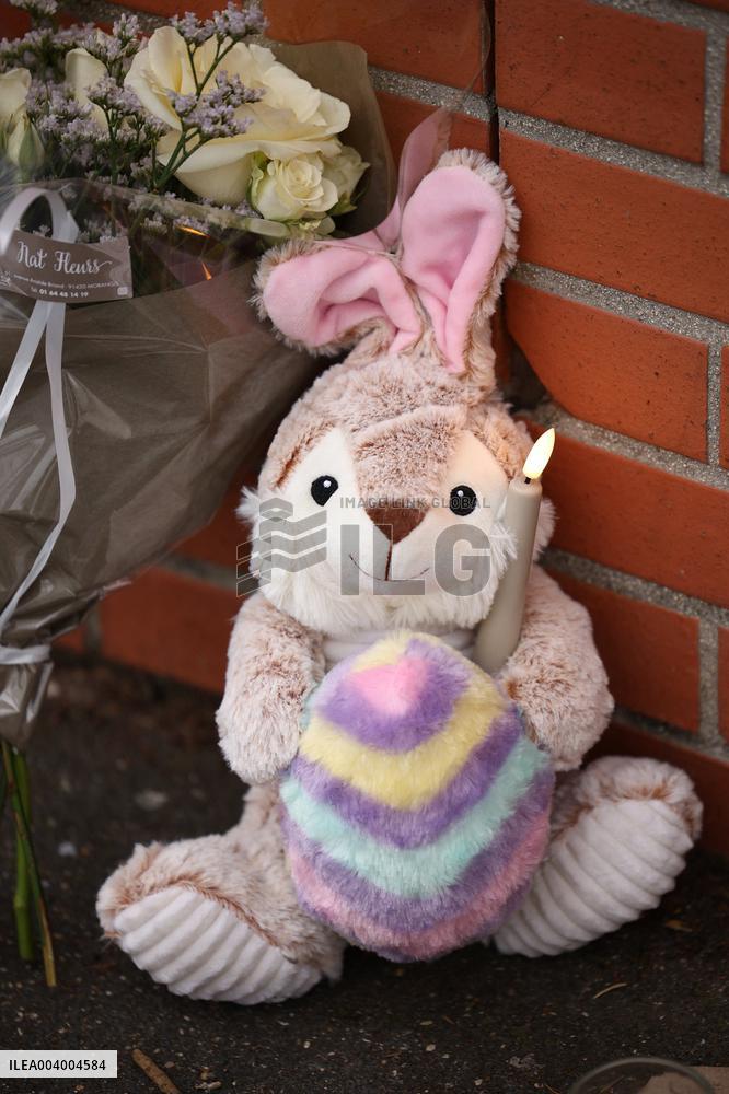 Pay Tribute To Louise, Schoolgirl Found Dead In A Wood - Essonne