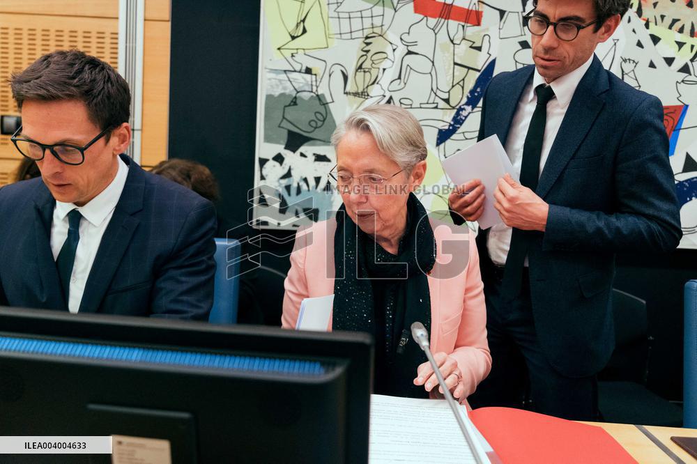 Cultural Affairs Committee hears Élisabeth Borne - Paris AJ