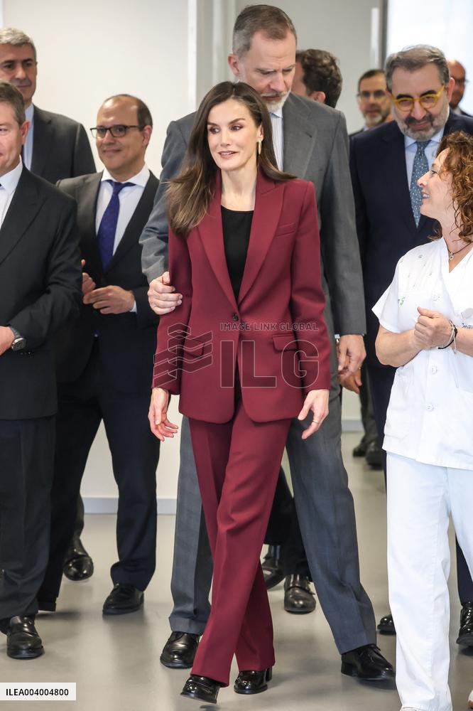 Royals At Visit To Paraplegic National Hospital - Toledo