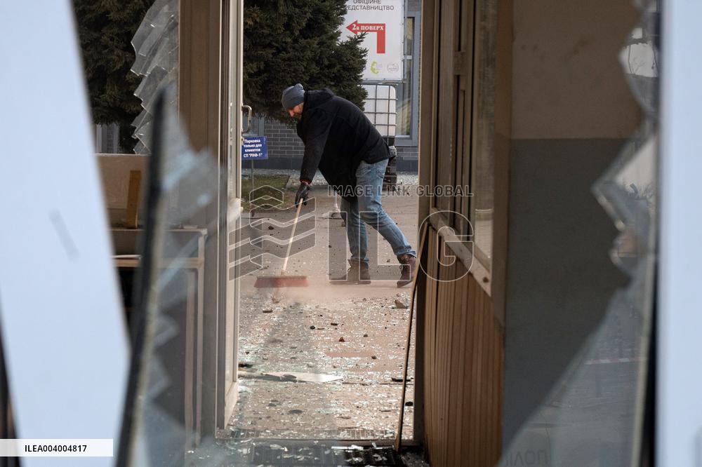 Kyiv under Russian ballistic missile attack
