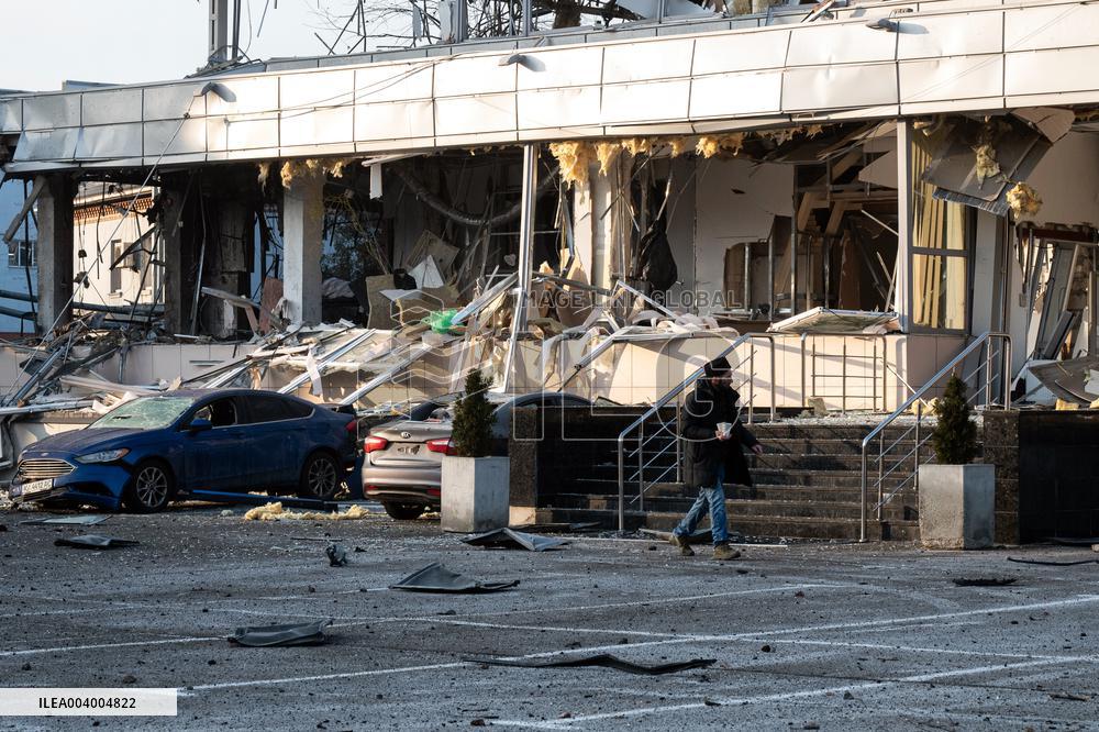 Kyiv under Russian ballistic missile attack