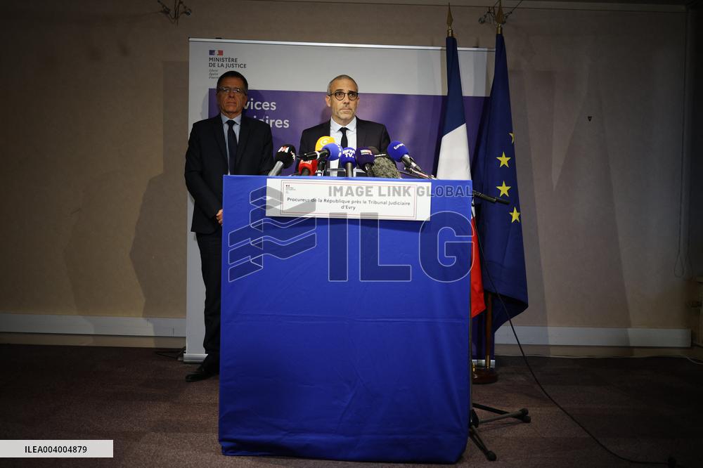 Press Conference on Louise Murder Investigation - Evry