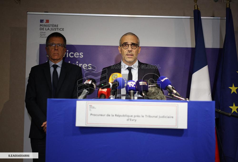 Press Conference on Louise Murder Investigation - Evry