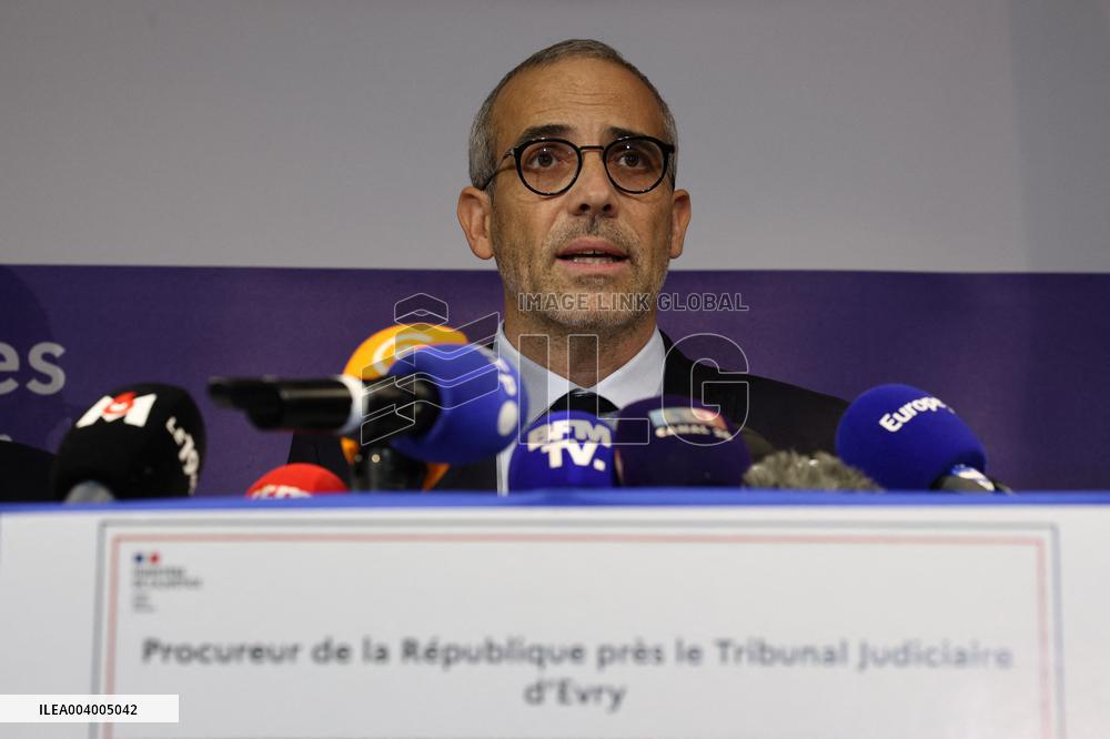 Press Conference on Louise Murder Investigation - Evry