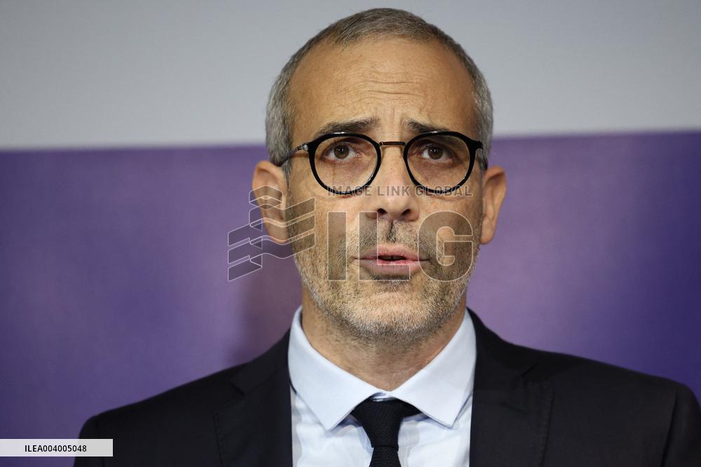 Press Conference on Louise Murder Investigation - Evry