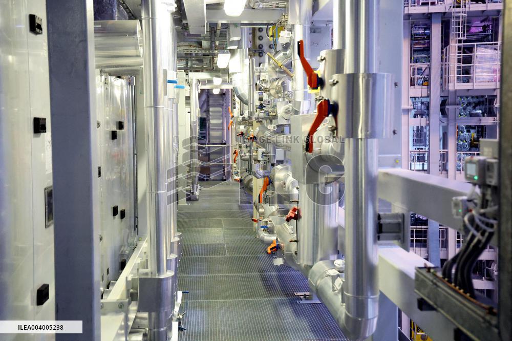 President Macron And Indian PM Modi Visit The ITER - Marseille