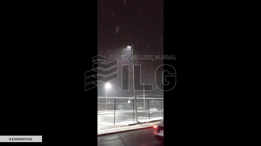 US: Winter Storm Dumps Snow Across Northeast 3