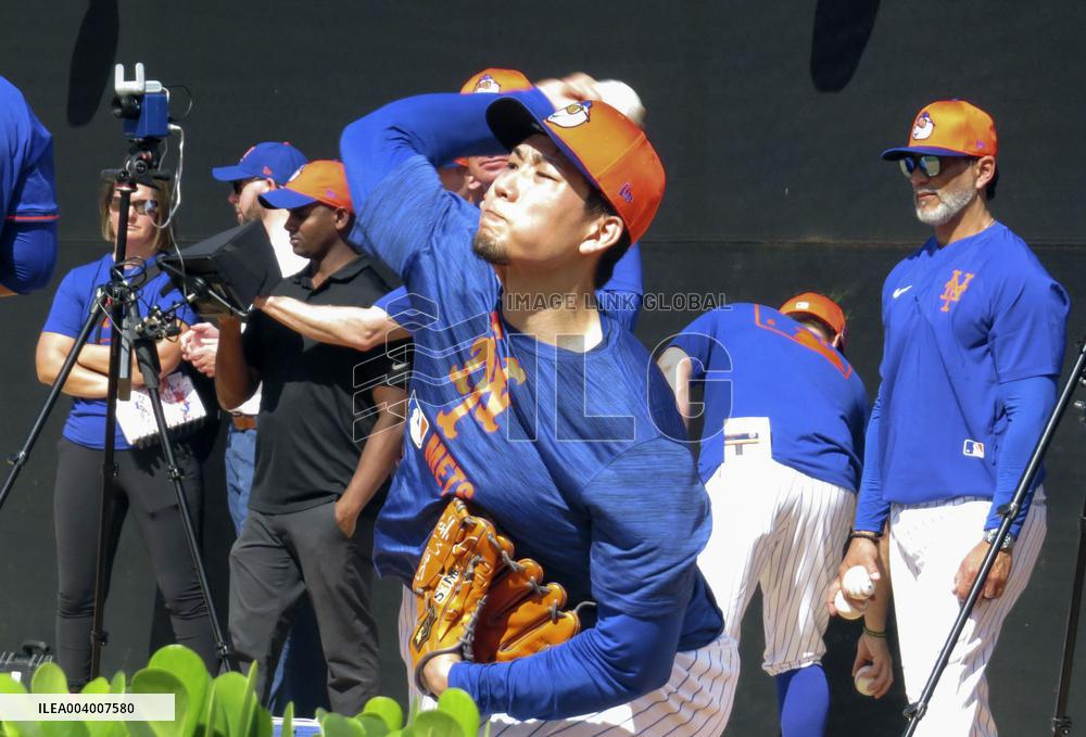 Baseball: MLB spring training