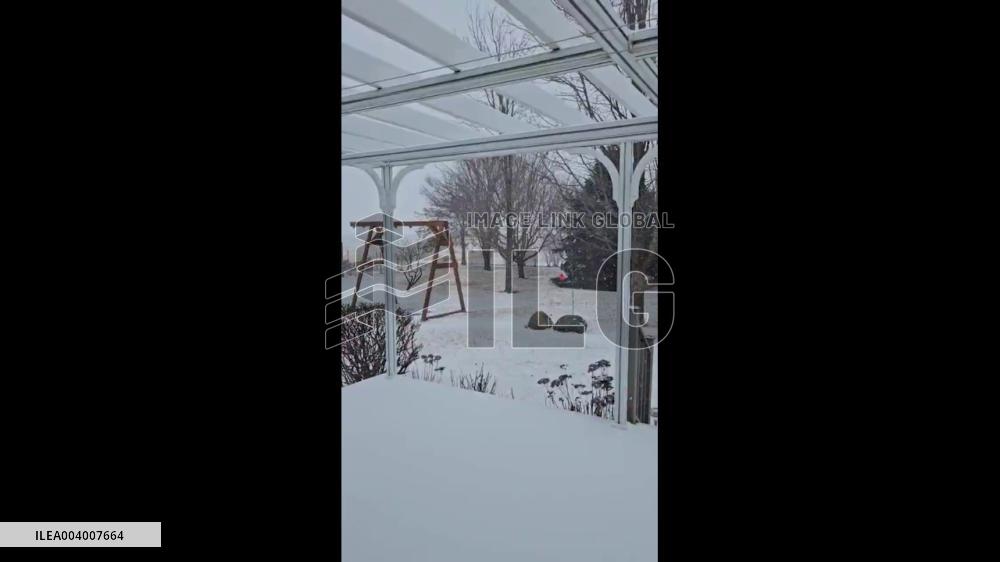 US: Winter Storm Brings Snow To Illinois 2