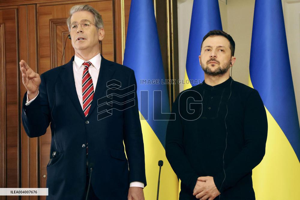 Zelenskyy, U.S. Treasury Secretary Bessent hold talks