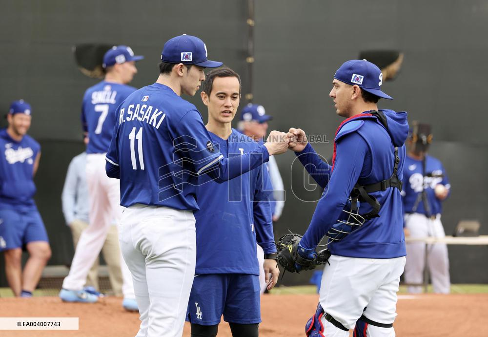 Baseball: MLB spring training