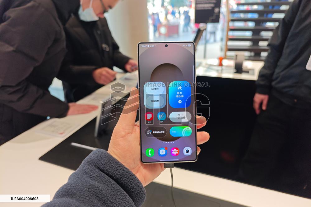 Samsung Annual Flagship Galaxy S25 Phone