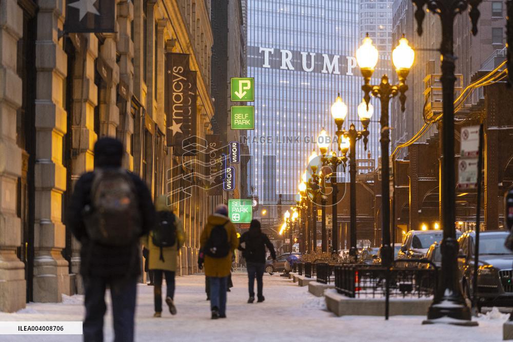 Winter Strom Street Scenes - Chicago