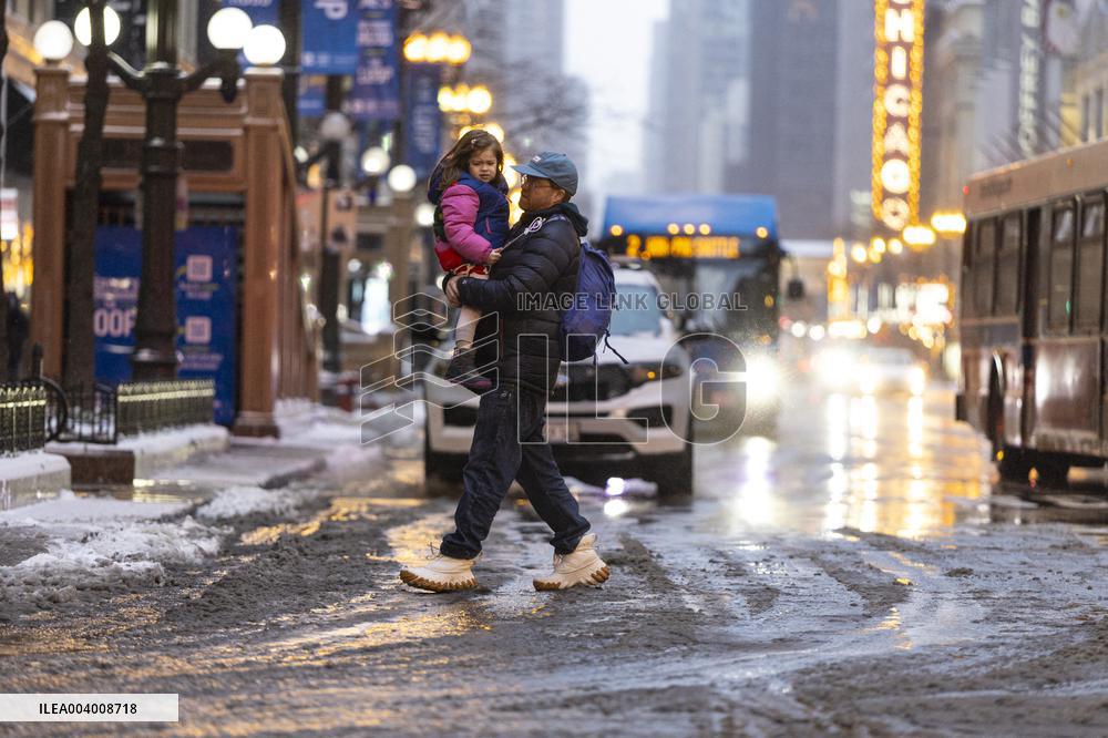 Winter Strom Street Scenes - Chicago