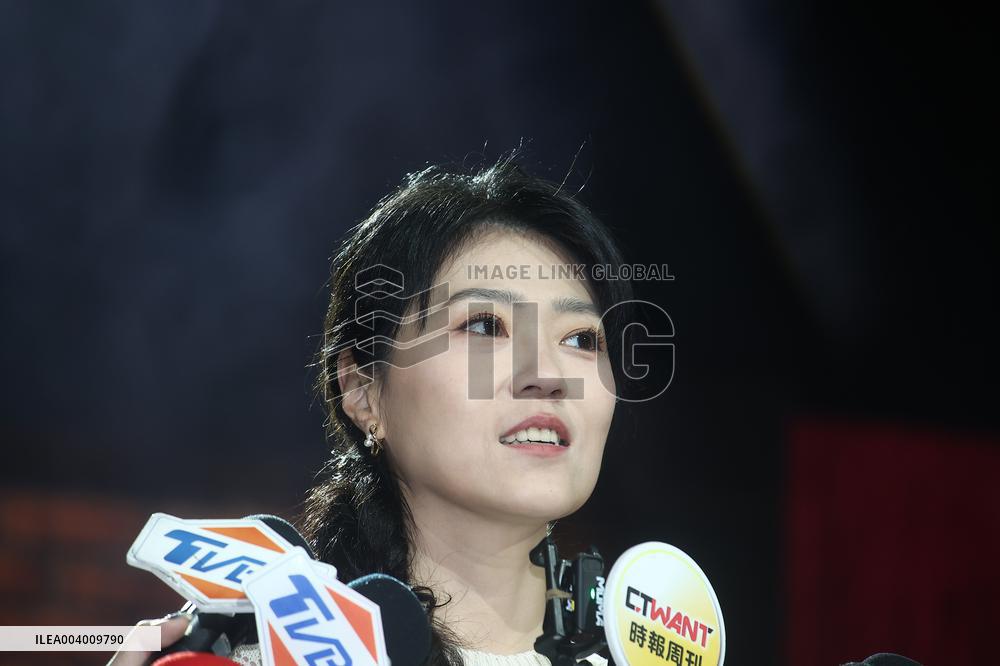 Taiwanese Female Singer Olivia Tsao