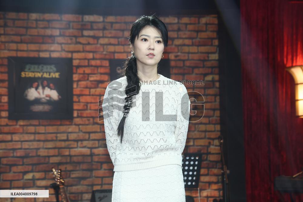 Taiwanese Female Singer Olivia Tsao