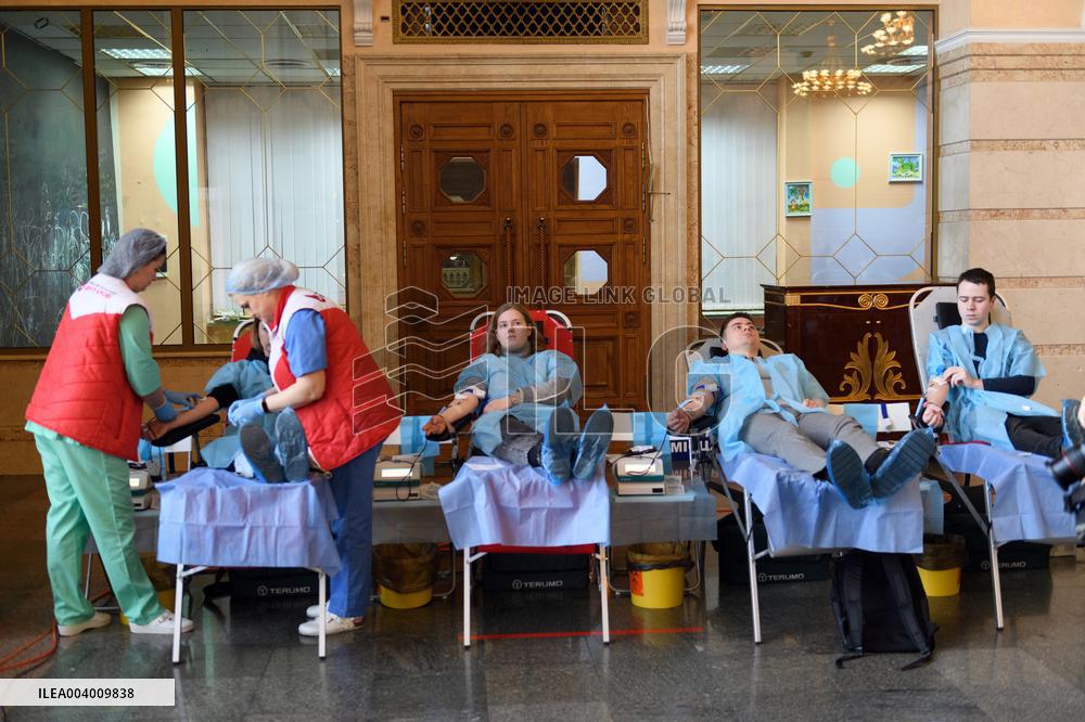 Blood donation event at Kyivs Central Railway Station Building