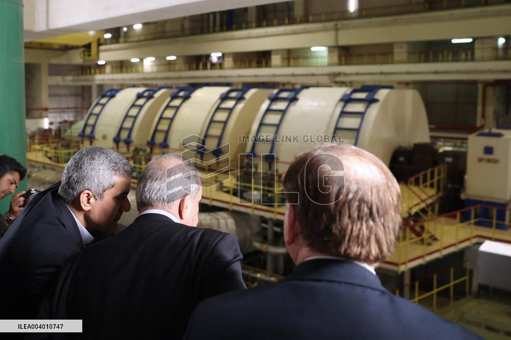 Iran President Visits Bushehr Nuclear Power Plant - Iran