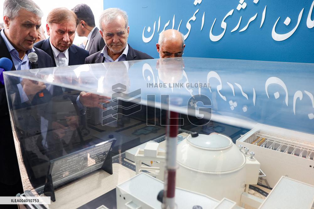 Iran President Visits Bushehr Nuclear Power Plant - Iran